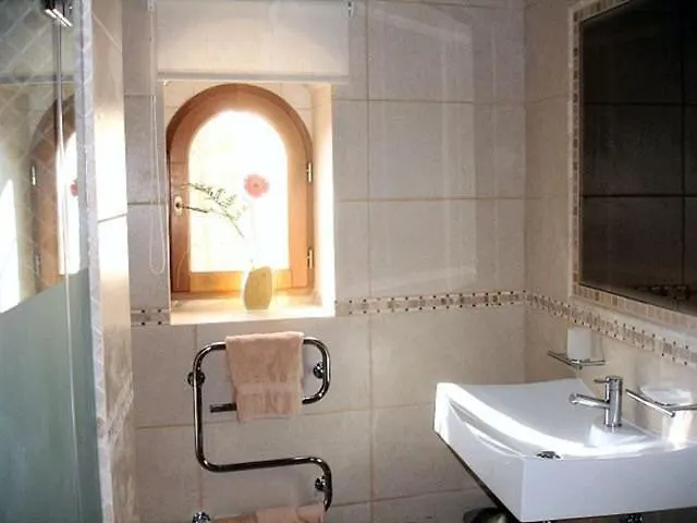 ヴィラ The Quinta - 3 Bedroom Ensuite Villa, Swimming Pool, Beautiful Gardens, Water Features And Lake *